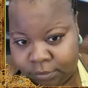 Meet your Posher, Irrie